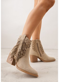 Ciemnobeżowe Botki Kowbojki na Stożkowym Obcasie z Ażurowym Wzorem i Eathetina ze sklepu born2be.pl w kategorii Botki - zdjęcie 188473052