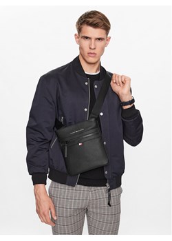 Saszetka Tommy Hilfiger Essential Pu Crossover AM0AM09506 Czarny ze sklepu eobuwie.pl w kategorii Saszetki - zdjęcie 188474003