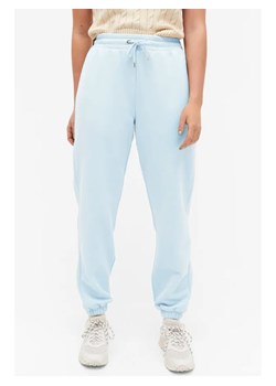 Monki Spodnie dresowe w kolorze błękitnym ze sklepu Limango Polska w kategorii Spodnie damskie - zdjęcie 188480071