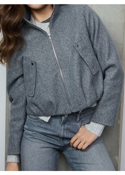 Sinsay - Bomberka z marszczeniem na dole - szary ze sklepu Sinsay w kategorii Kurtki damskie - zdjęcie 188483073