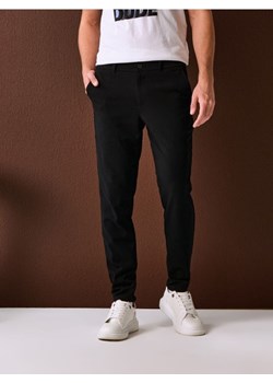 Sinsay - Spodnie chino - czarny ze sklepu Sinsay w kategorii Spodnie męskie - zdjęcie 188483104