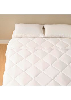 BELLA MAISON Kołdra "Bella" w kolorze białym z mikrowłókna ze sklepu Limango Polska w kategorii Tekstylia - zdjęcie 188489931