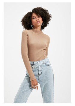 trendyol Koszulka w kolorze karmelowym ze sklepu Limango Polska w kategorii Bluzki damskie - zdjęcie 188490551