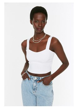 trendyol Top w kolorze białym ze sklepu Limango Polska w kategorii Bluzki damskie - zdjęcie 188490841