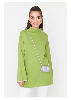 trendyol Sweter w kolorze zielonym ze sklepu Limango Polska w kategorii Swetry damskie - zdjęcie 188490904