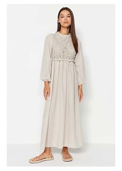 trendyol Sukienka w kolorze kremowym ze sklepu Limango Polska w kategorii Sukienki - zdjęcie 188491002