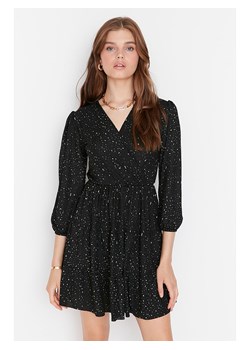 trendyol Sukienka w kolorze czarnym ze sklepu Limango Polska w kategorii Sukienki - zdjęcie 188491490