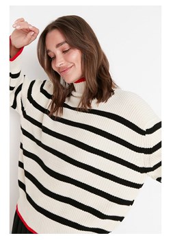 trendyol Sweter w kolorze kremowo-czarnym ze sklepu Limango Polska w kategorii Swetry damskie - zdjęcie 188491841