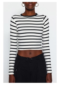 trendyol Koszulka w kolorze czarno-białym ze sklepu Limango Polska w kategorii Bluzki damskie - zdjęcie 188491924