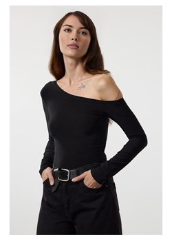 trendyol Bluzka w kolorze czarnym ze sklepu Limango Polska w kategorii Bluzki damskie - zdjęcie 188492263