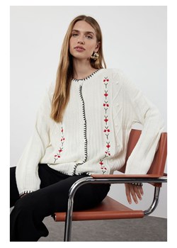 trendyol Kardigan w kolorze białym ze sklepu Limango Polska w kategorii Swetry damskie - zdjęcie 188492290