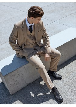 Reserved - Kamizelka garniturowa - beżowy ze sklepu Reserved w kategorii Kamizelki męskie - zdjęcie 188501471