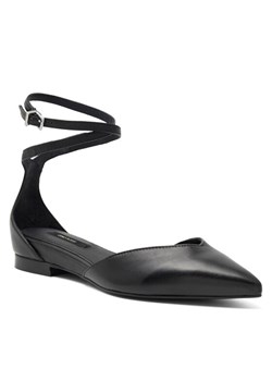 GINO ROSSI Baleriny Sysanna 108152 Czarny ze sklepu MODIVO w kategorii Sandały damskie - zdjęcie 188503991