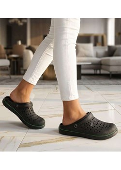 Wodoodporne czarne kryte klapki damskie ażurowe /H2 18643 S185/ ze sklepu Pantofelek24.pl w kategorii Klapki damskie - zdjęcie 188507572