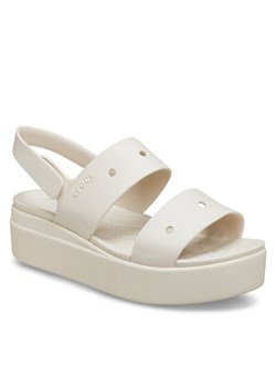 Sandały Crocs Brooklyn 4U 210676 Beżowy ze sklepu eobuwie.pl w kategorii Sandały damskie - zdjęcie 188510070