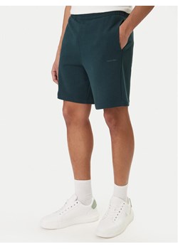 Calvin Klein Szorty sportowe Nano Logo LV04LF244G Zielony Regular Fit ze sklepu MODIVO w kategorii Spodenki męskie - zdjęcie 188513014