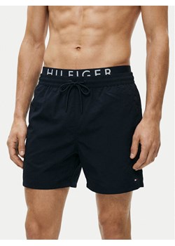 Tommy Hilfiger Szorty kąpielowe UM0UM03749 Granatowy Regular Fit ze sklepu MODIVO w kategorii Kąpielówki - zdjęcie 188513224