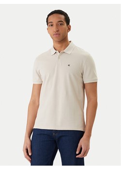 Calvin Klein Jeans Polo LV040EM269 Beżowy Regular Fit ze sklepu MODIVO w kategorii T-shirty męskie - zdjęcie 188513910