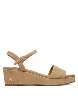 Tommy Hilfiger Sandały Suede Wrapped Mid Wedge FW0FW09235 Brązowy ze sklepu MODIVO w kategorii Sandały damskie - zdjęcie 188513964
