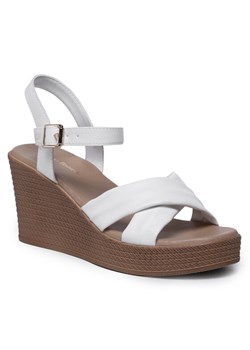 Clara Barson Sandały WS202-01 Biały ze sklepu MODIVO w kategorii Sandały damskie - zdjęcie 188514040