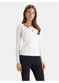 Marciano Guess Bluzka 6RGP06 6257A Biały Slim Fit ze sklepu MODIVO w kategorii Bluzki damskie - zdjęcie 188514051