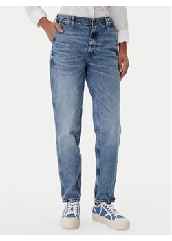 Guess Jeans Jeansy W6RA1I D5M4M Niebieski Regular Fit ze sklepu MODIVO w kategorii Jeansy damskie - zdjęcie 188514260