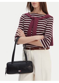Tommy Jeans Torebka Tjw City Shoulder Bag AW0AW18075 Czarny ze sklepu MODIVO w kategorii Torebki damskie - zdjęcie 188514621