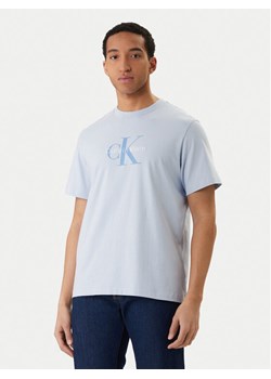 Calvin Klein Jeans T-Shirt Hero Monologo LV04RB862G Błękitny Regular Fit ze sklepu MODIVO w kategorii T-shirty męskie - zdjęcie 188514823