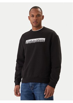 Calvin Klein Bluza Eu Sportswear Graphic LV04LF231G Czarny Regular Fit ze sklepu MODIVO w kategorii Bluzy męskie - zdjęcie 188515413