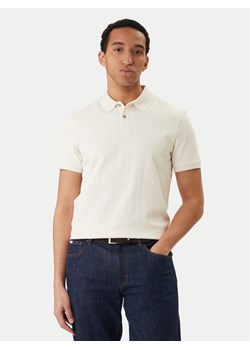 Guess Polo M6RP05 KD181 Écru Regular Fit ze sklepu MODIVO w kategorii T-shirty męskie - zdjęcie 188515630