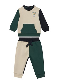 Guess Dres I6RG14 KCCH0 Kolorowy Regular Fit ze sklepu MODIVO w kategorii Komplety niemowlęce - zdjęcie 188515762
