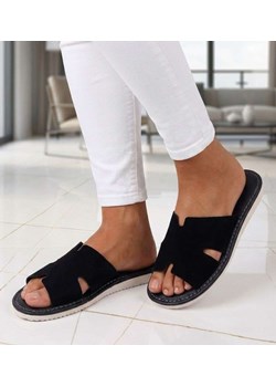 Skórzane domowe klapki kapcie czarne /A3-1 18695 S194/ ze sklepu Pantofelek24.pl w kategorii Kapcie damskie - zdjęcie 188532282