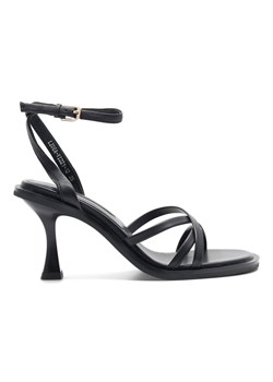 Sandały Gino Rossi LIDIA-VI221-13 ze sklepu ccc.eu w kategorii Sandały damskie - zdjęcie 188533523