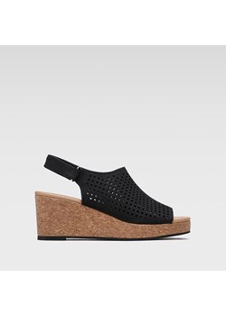 Sandały Clara Barson VELMA WS030801-02 ze sklepu ccc.eu w kategorii Sandały damskie - zdjęcie 188533532