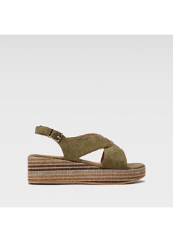 Sandały Clara Barson MELITTA WS22127-02 ze sklepu ccc.eu w kategorii Sandały damskie - zdjęcie 188533542