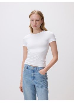 Reserved - Gładki t-shirt - biały ze sklepu Reserved w kategorii Bluzki damskie - zdjęcie 188536173