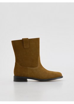 Reserved - Zamszowe botki - brązowy ze sklepu Reserved w kategorii Botki - zdjęcie 188538124
