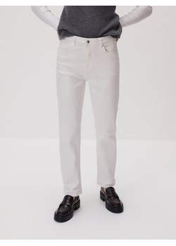 Reserved - Jeansy boyfriend slim - biały ze sklepu Reserved w kategorii Jeansy damskie - zdjęcie 188538283