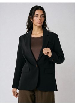 Sinsay - Klasyczna gładka jednorzędowa marynarka z domieszką wiskozy - czarny ze sklepu Sinsay w kategorii Marynarki damskie - zdjęcie 188542690