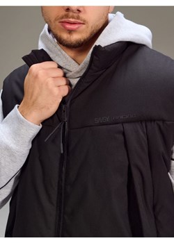Sinsay - Kamizelka puffer ze stójką - czarny ze sklepu Sinsay w kategorii Kamizelki męskie - zdjęcie 188549061