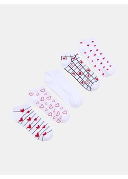 Sinsay - Prążkowane skarpetki ze wzorem 5 pack - biały ze sklepu Sinsay w kategorii Skarpetki damskie - zdjęcie 188549174