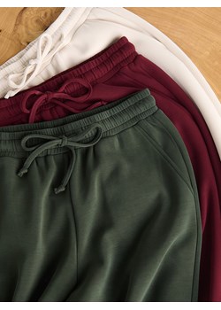 Reserved - Dresowe joggery - ciemnobrązowy ze sklepu Reserved w kategorii Spodnie damskie - zdjęcie 188550334