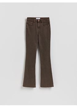 Reserved - Jeansy flare - brązowy ze sklepu Reserved w kategorii Jeansy damskie - zdjęcie 188550442