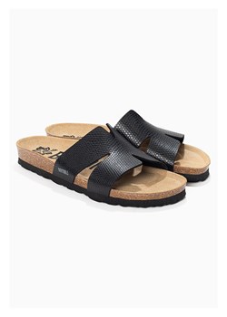 BAYTON Klapki "Djone" w kolorze czarnym ze sklepu Limango Polska w kategorii Klapki damskie - zdjęcie 188579942