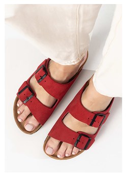 BAYTON Skórzane klapki "Atlas" w kolorze czerwonym ze sklepu Limango Polska w kategorii Klapki damskie - zdjęcie 188580074
