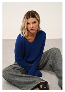 Just Cashmere Kaszmirowy sweter "Nora" w kolorze niebieskim ze sklepu Limango Polska w kategorii Swetry damskie - zdjęcie 188609240