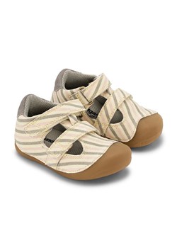 Bundgaard Skórzane półsandały "Petit Summer" w kolorze kremowym do chodzenia na boso ze sklepu Limango Polska w kategorii Sandały dziecięce - zdjęcie 188625990