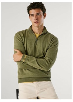 Pepe Jeans Sweter "Andre" w kolorze khaki ze sklepu Limango Polska w kategorii Swetry męskie - zdjęcie 188630172