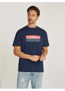 TOMMY JEANS Koszulka w kolorze granatowym ze sklepu Limango Polska w kategorii T-shirty męskie - zdjęcie 188630610