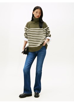 TOMMY JEANS Dżinsy - Flared fit - w kolorze granatowym ze sklepu Limango Polska w kategorii Jeansy damskie - zdjęcie 188631394